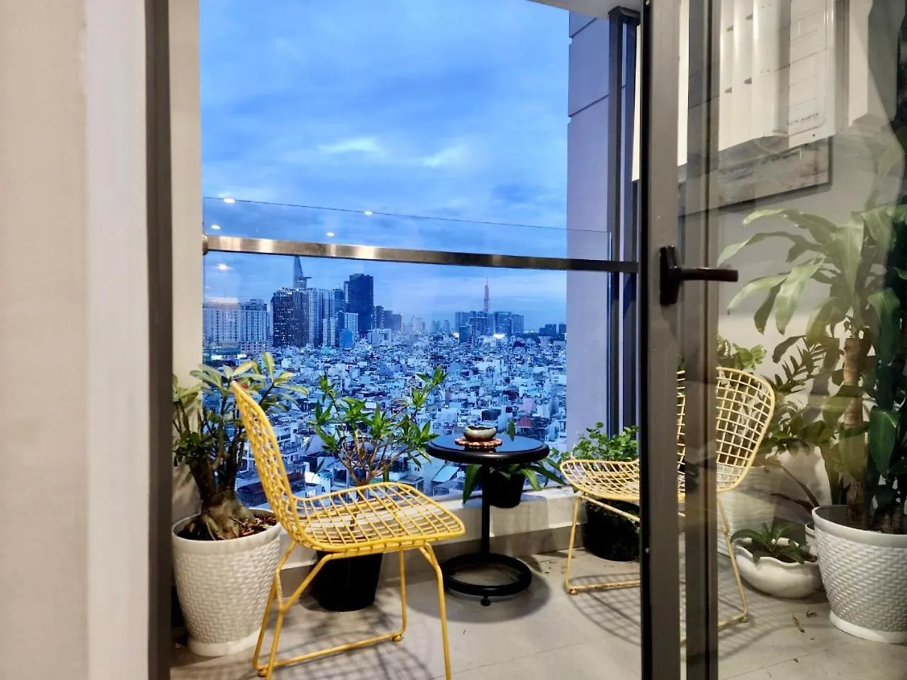 Triostay Vinh Hoi Apartment - Elegant Near City Highlights! Πόλη Χο Τσι Μινχ 0*,  Βιετνάμ