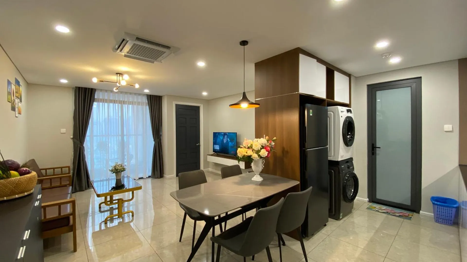 Triostay Vinh Hoi Apartment - Elegant Near City Highlights! Ho Chi Minh City