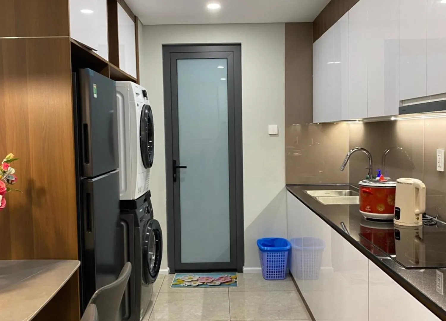 Triostay Vinh Hoi Apartment - Elegant Near City Highlights! Ho Chi Minh City